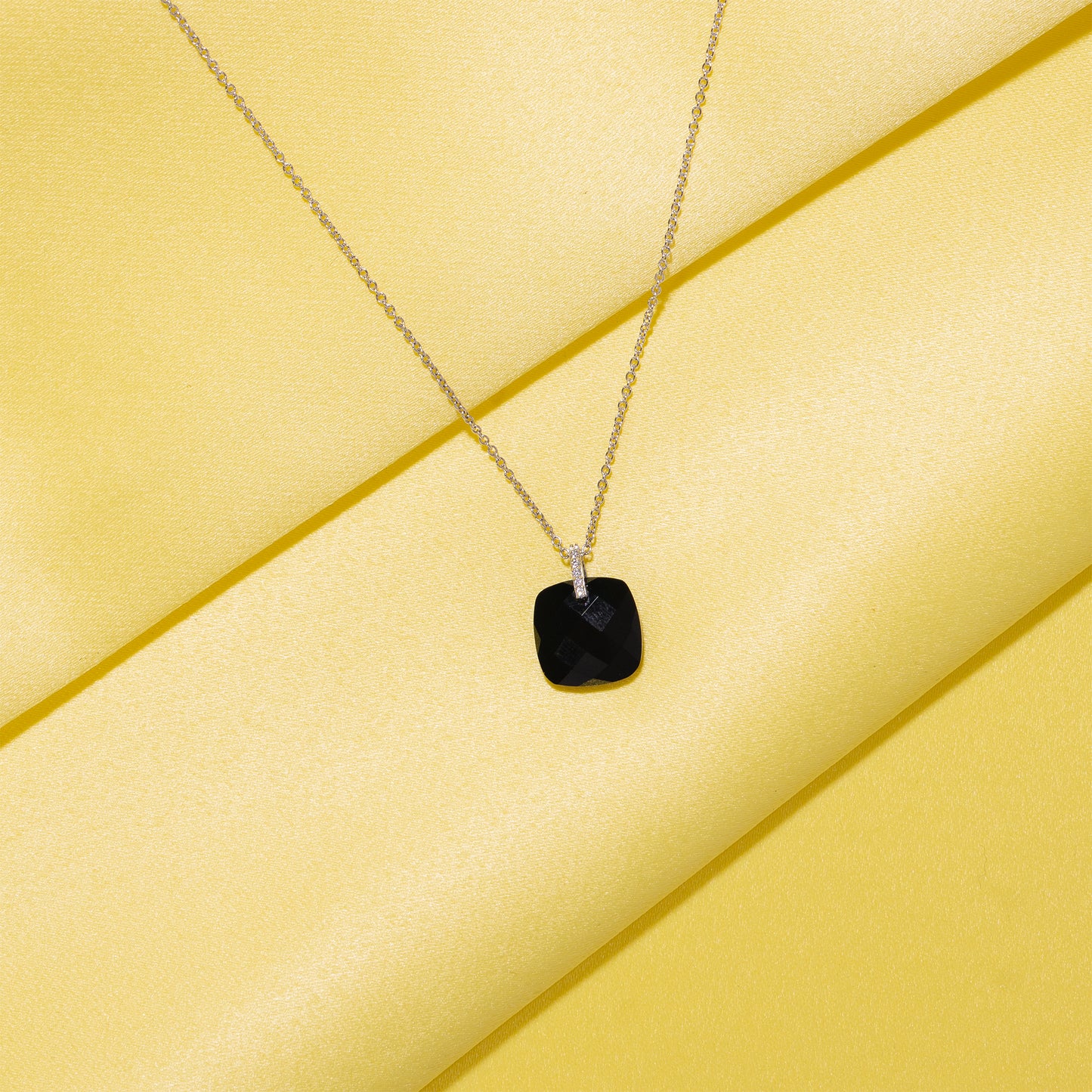 14k White Gold Black Onyx Faceted Cushion VS Diamond Pendant Necklace 18"