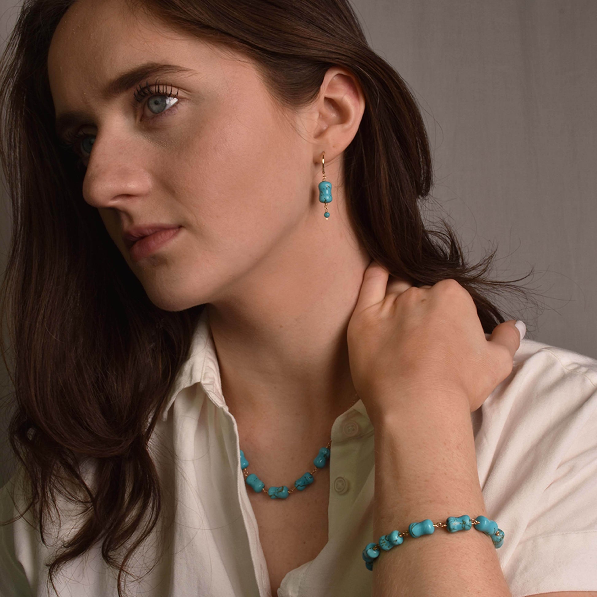 14k Turquoise Dog Bone Bracelet 7.75/8"