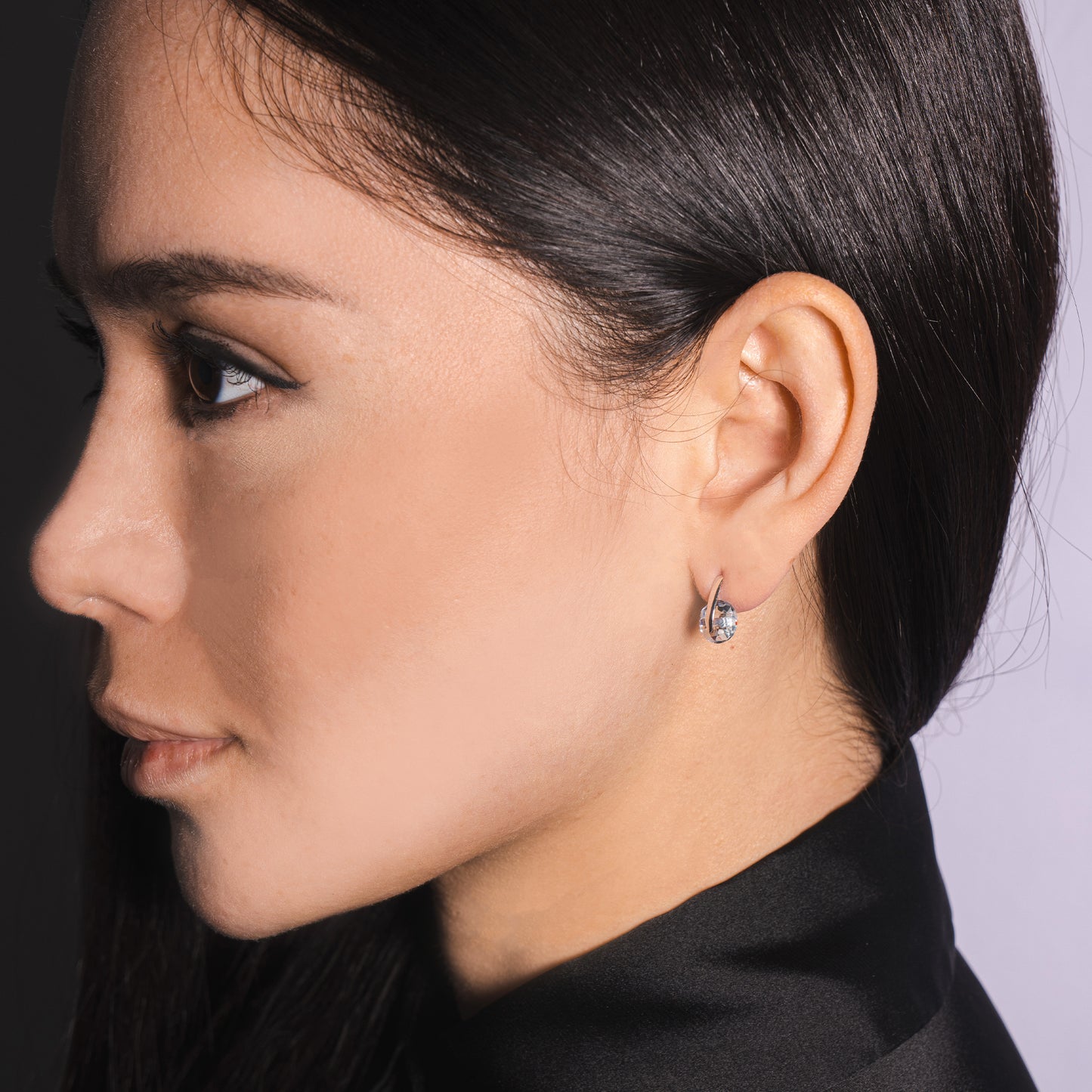 14k White Gold Blue Topaz Round L Shape Post Earring