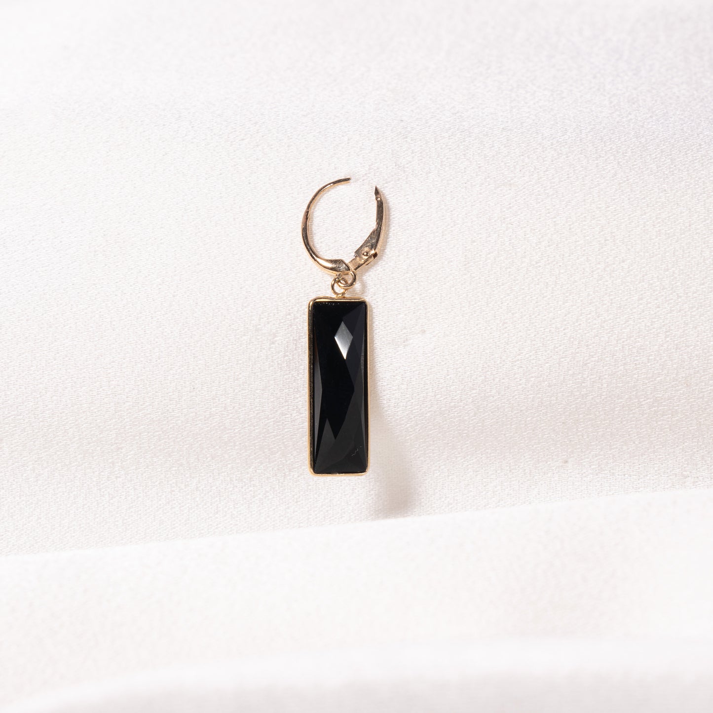 14k Black Onyx Rectangle Bezel Leverback Earring