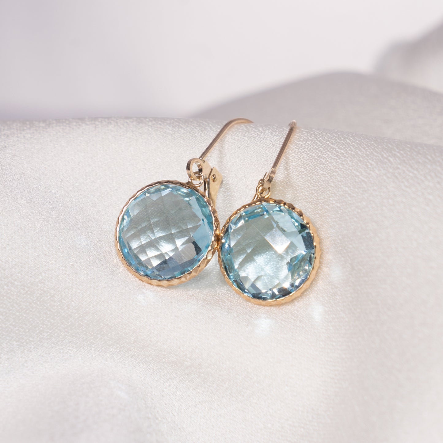 14k Blue Topaz Fancy Round Bezel Earring Leverback