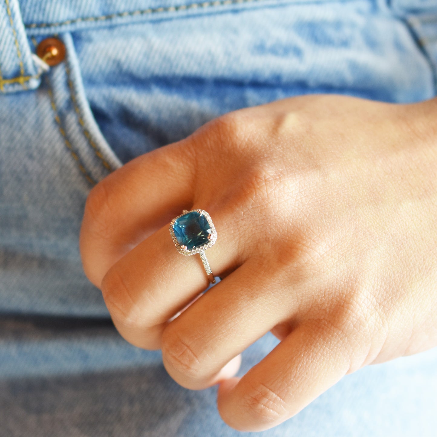 14k White Gold London Blue Topaz Cushion Vs Diamond Ring