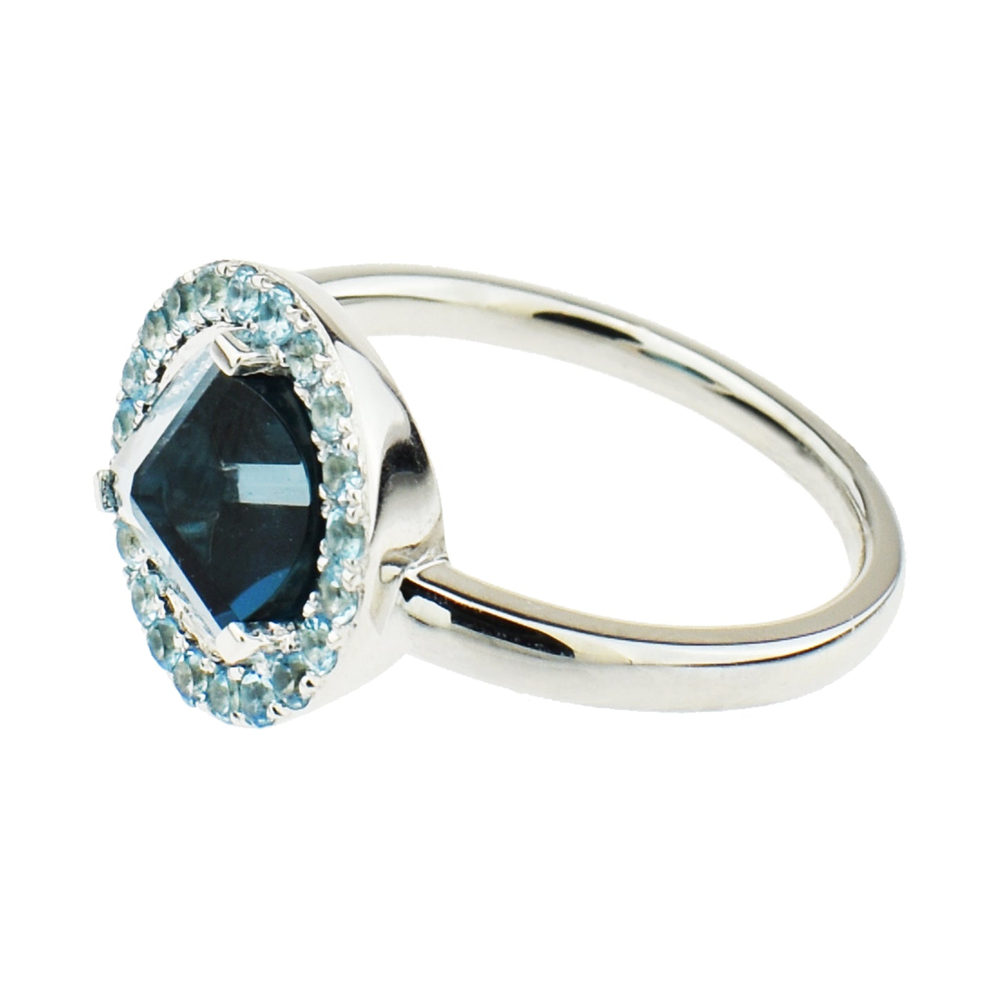 14k London Swiss Blue Topaz 3D Cut Round Ring