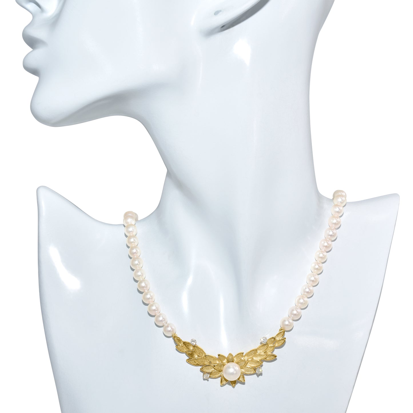 18k Japan Akoya Cultured Pearl Diamond Motif V Shape Necklace