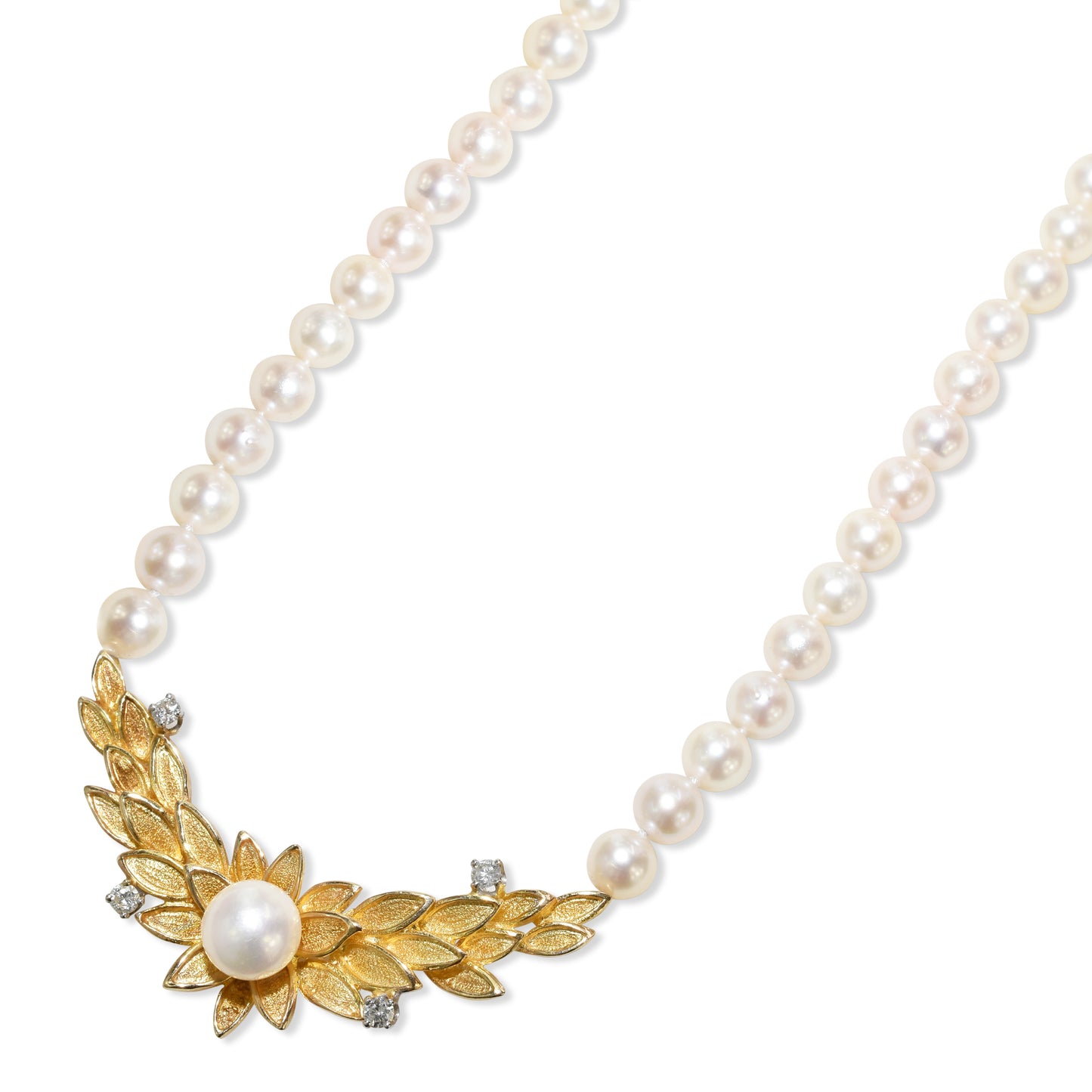 18k Japan Akoya Cultured Pearl Diamond Motif V Shape Necklace