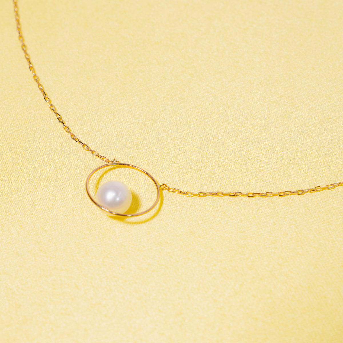 14k White Freshwater Pearl Open Circle Pendant Necklace 14/16"