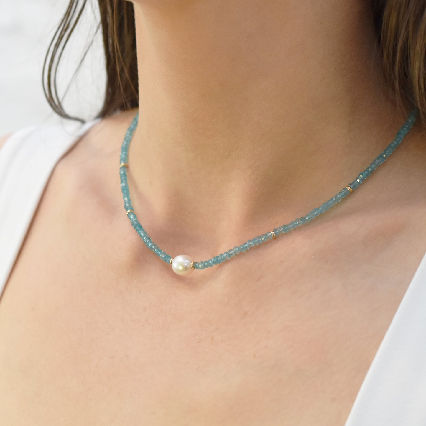 14k Gemstone Freshwater Pearl Center Necklace 17" Apatite & White Pearl