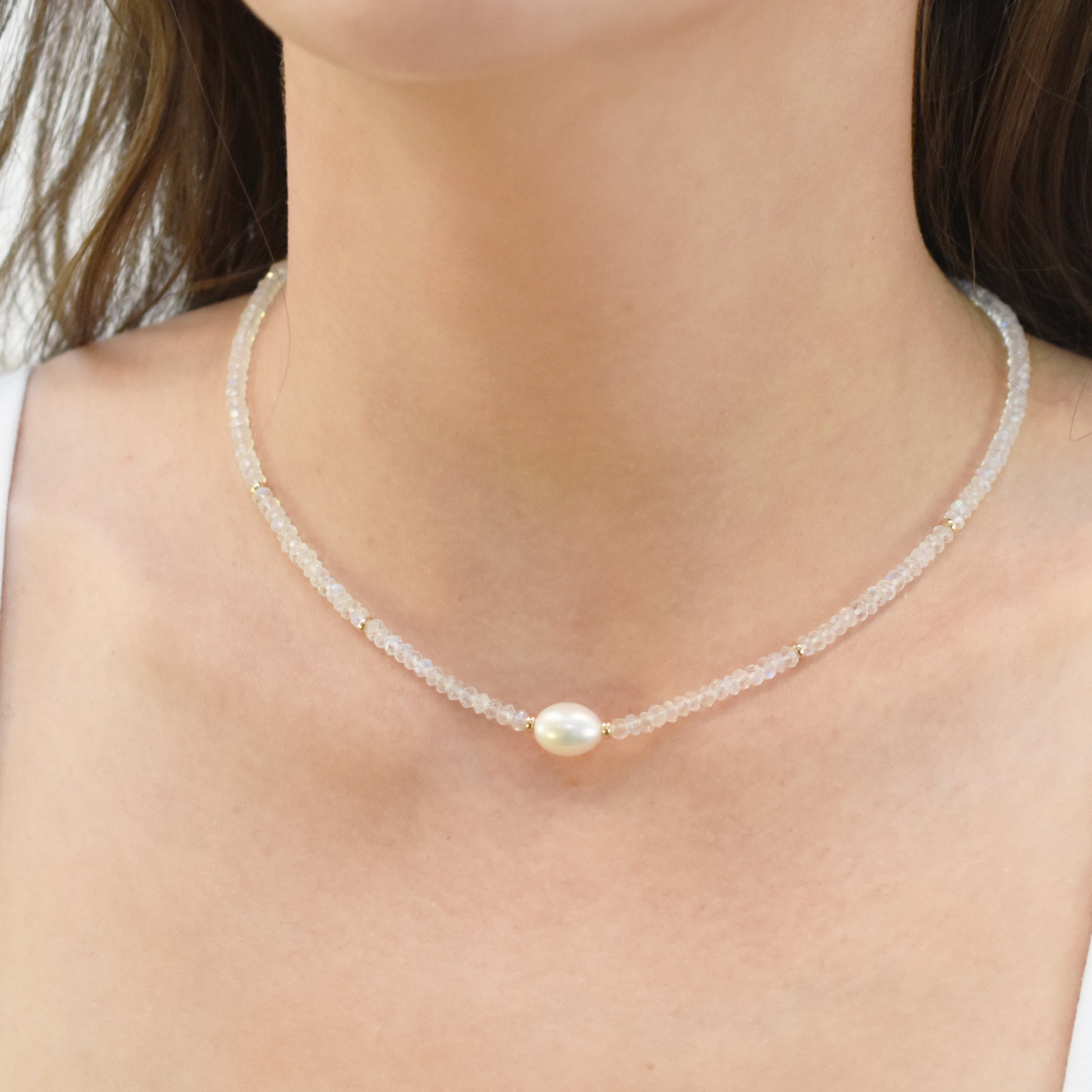 14k Gemstone Freshwater Pearl Center Necklace 17" Rainbow Moonstone & White Pearl