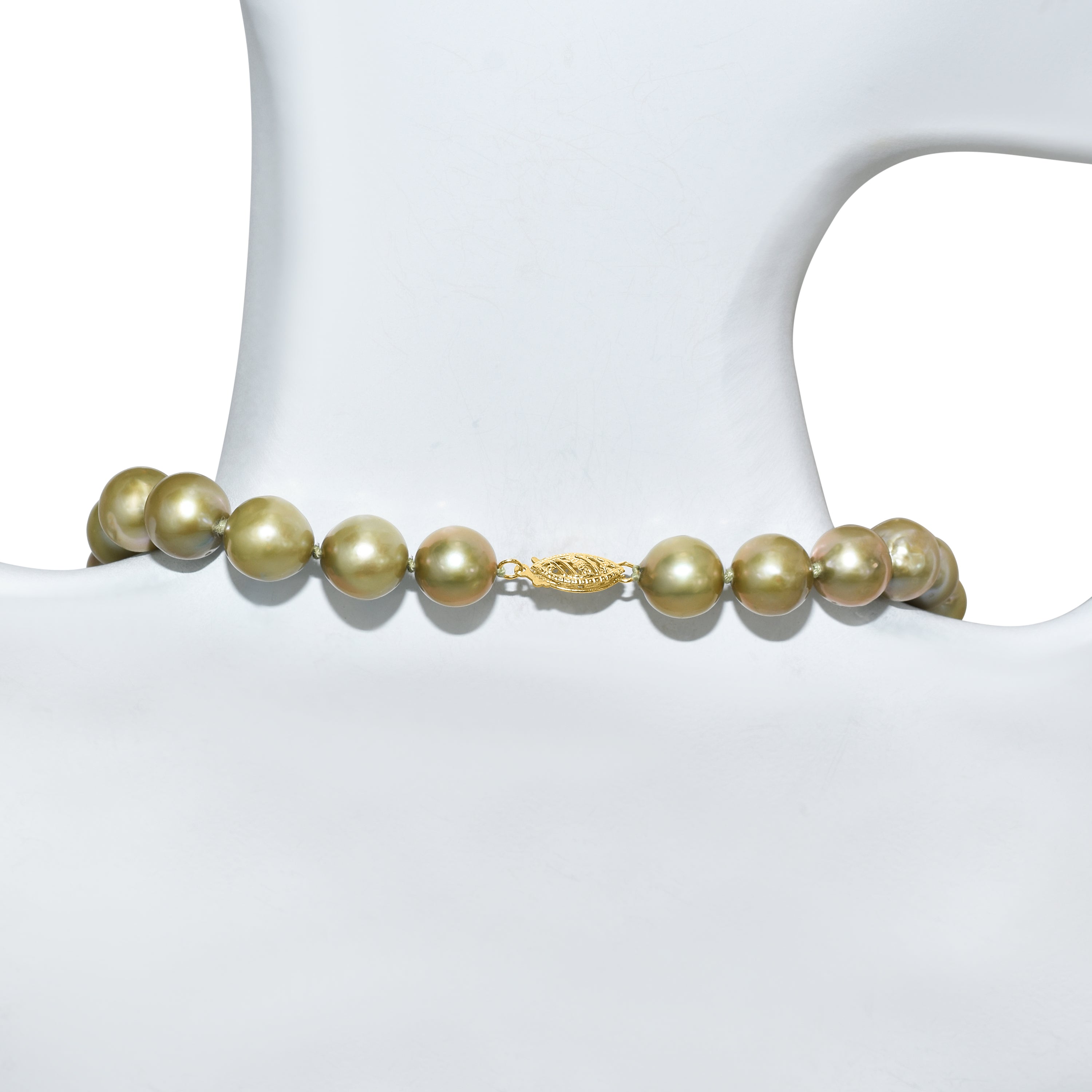 14k Dyed Green Round Pearl Knotted Necklace