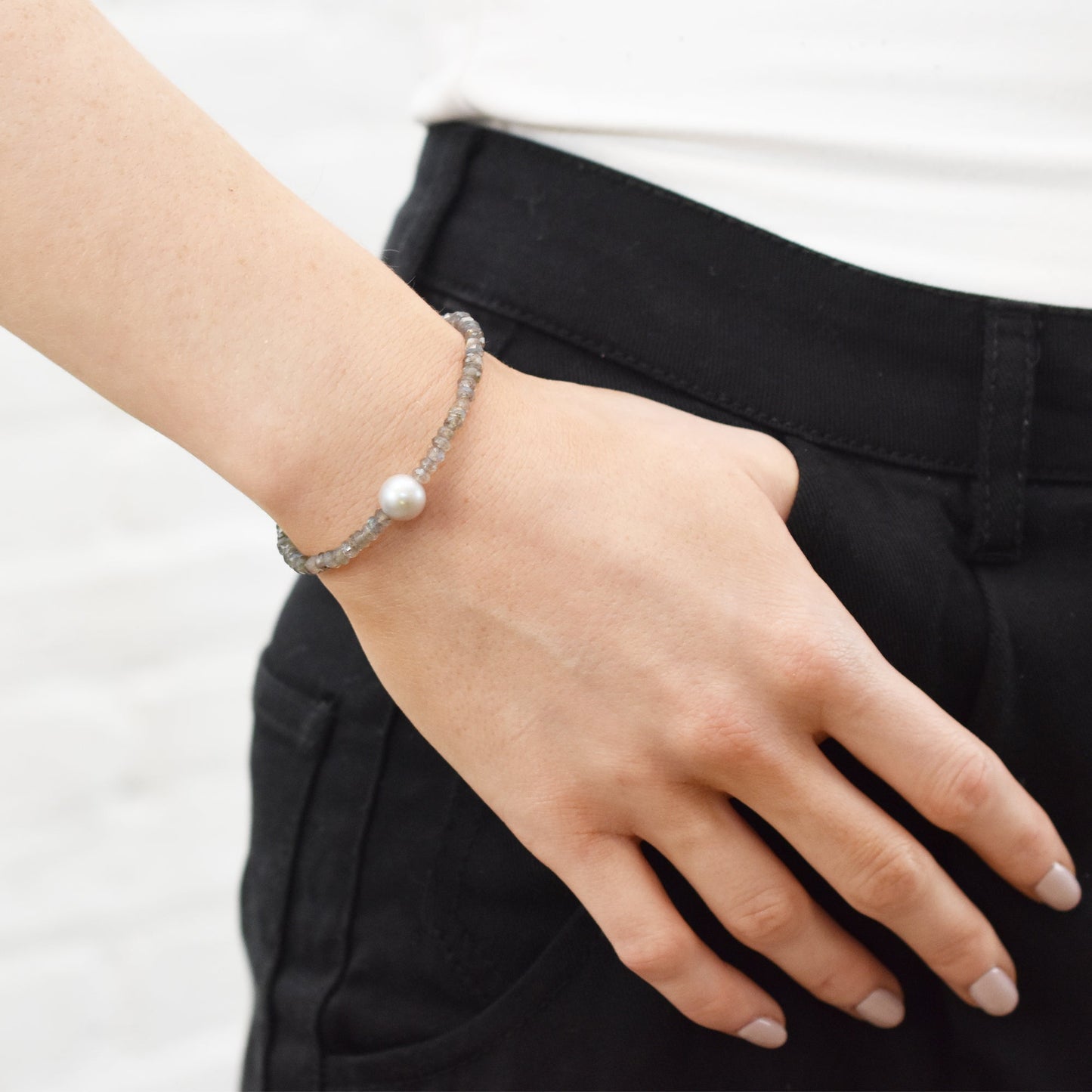 14k Labradorite Silver Grey Freshwater Pearl Bracelet