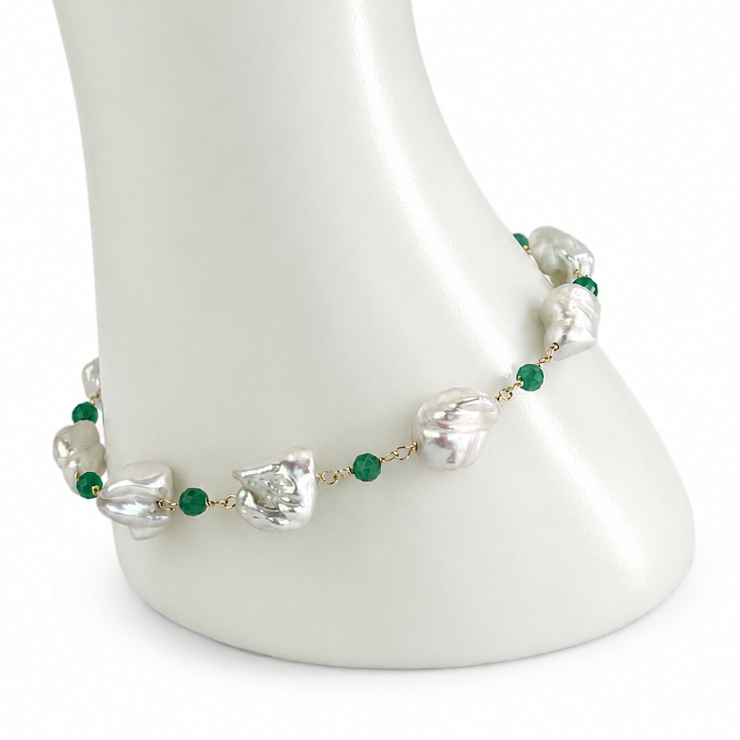 14k White Keshi Nugget Dyed Emerald 1x1 Link Bracelet