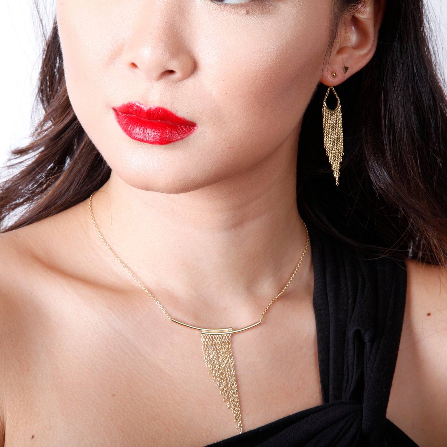 Séchic 14k Curved Bars & Gradient Fringe Necklace 18"