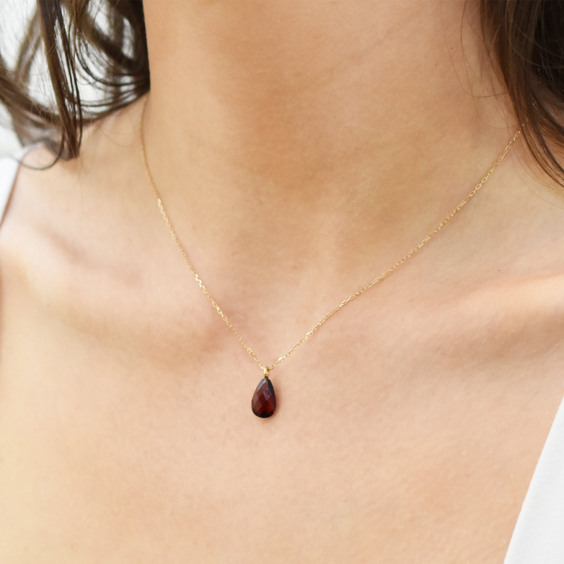 14k Garnet Pear Pendant Necklace 17"