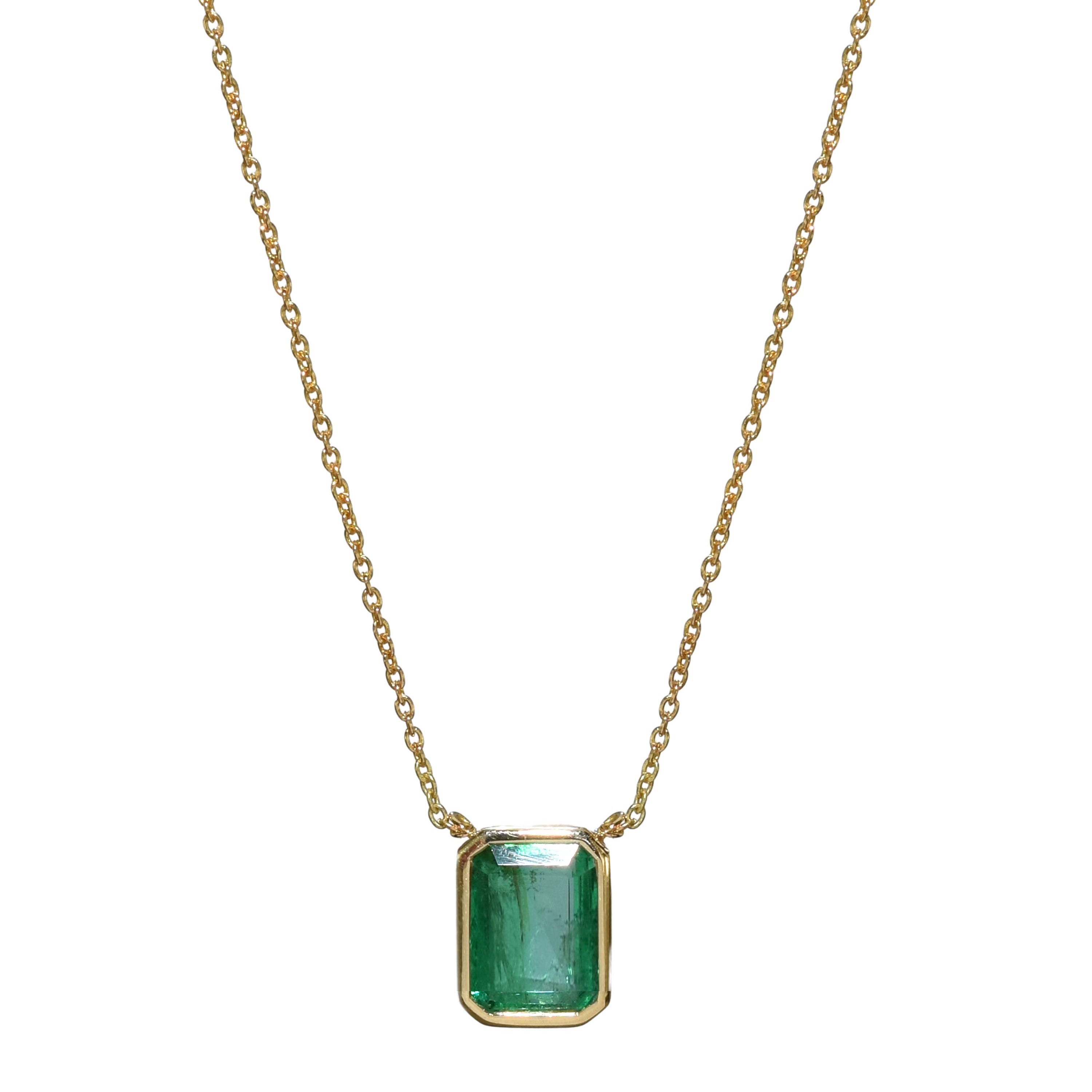 14k Rectangle Shaped Bezel Emerald Necklace