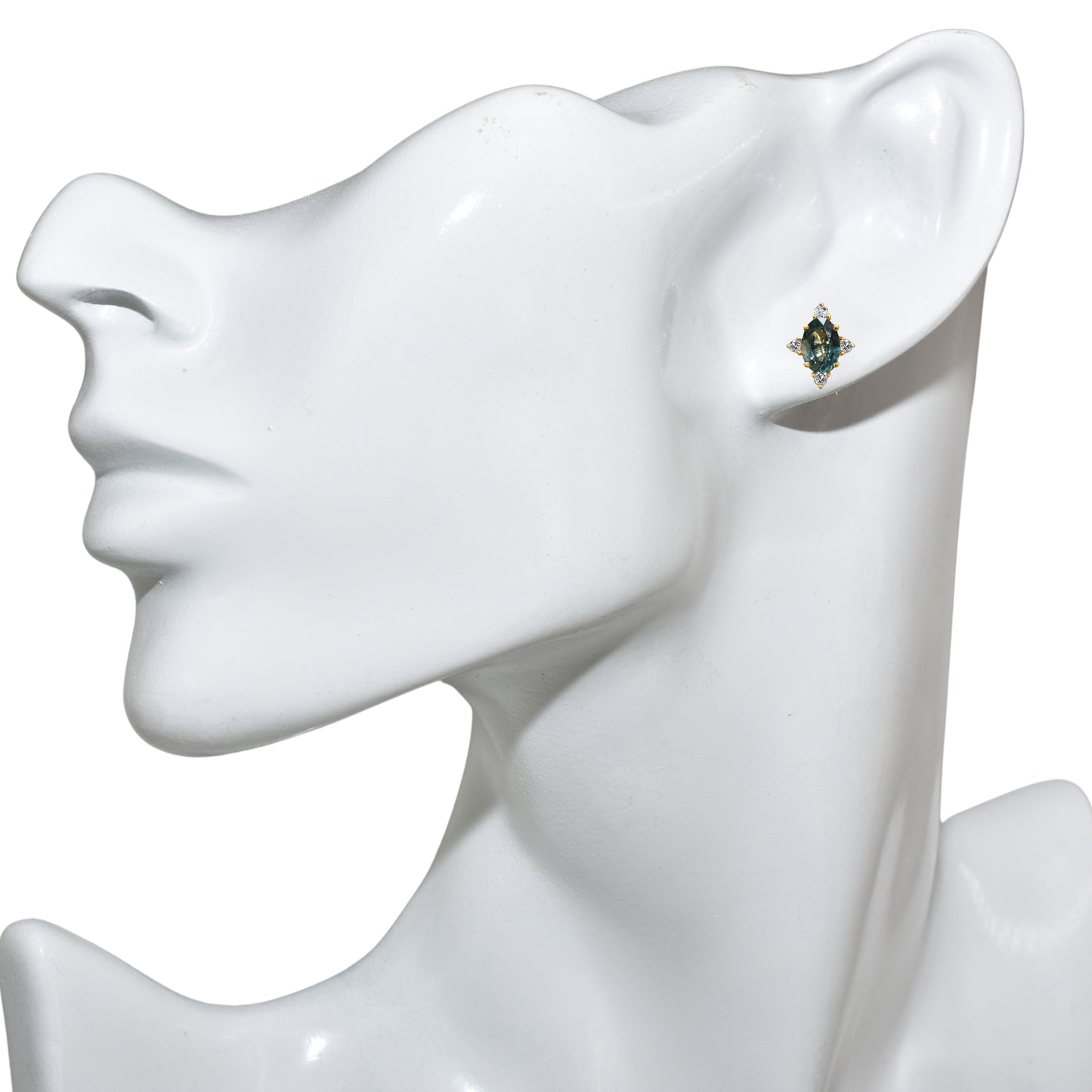 14k Green Sapphire Diamond Oval Star Earring