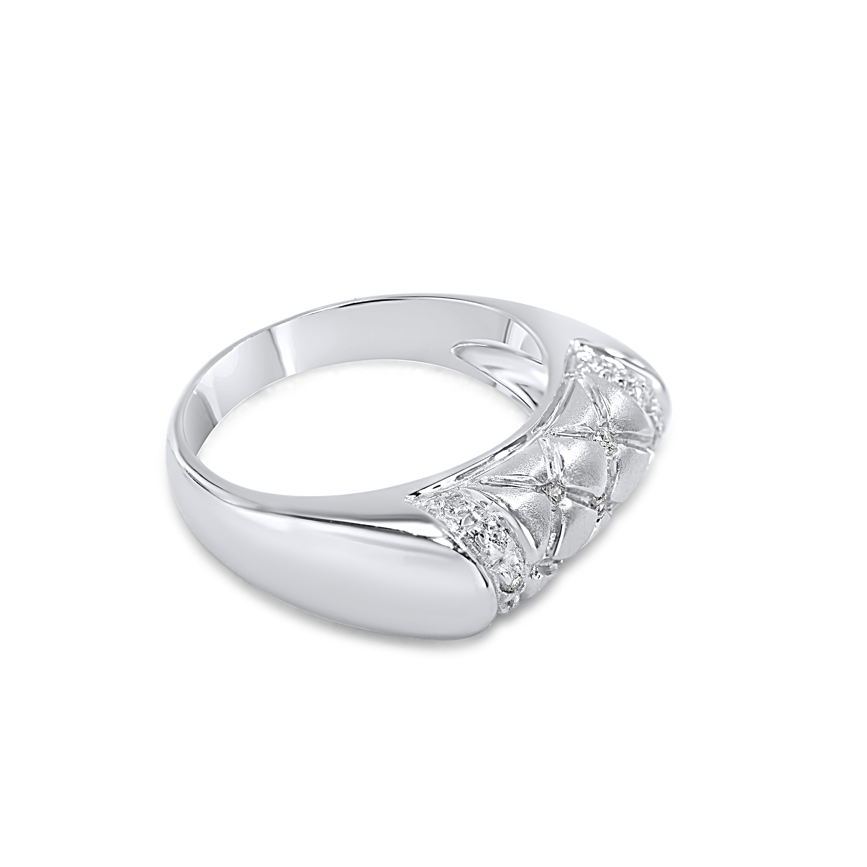 18k White Gold Diamond Barrel Ring 0.17ct