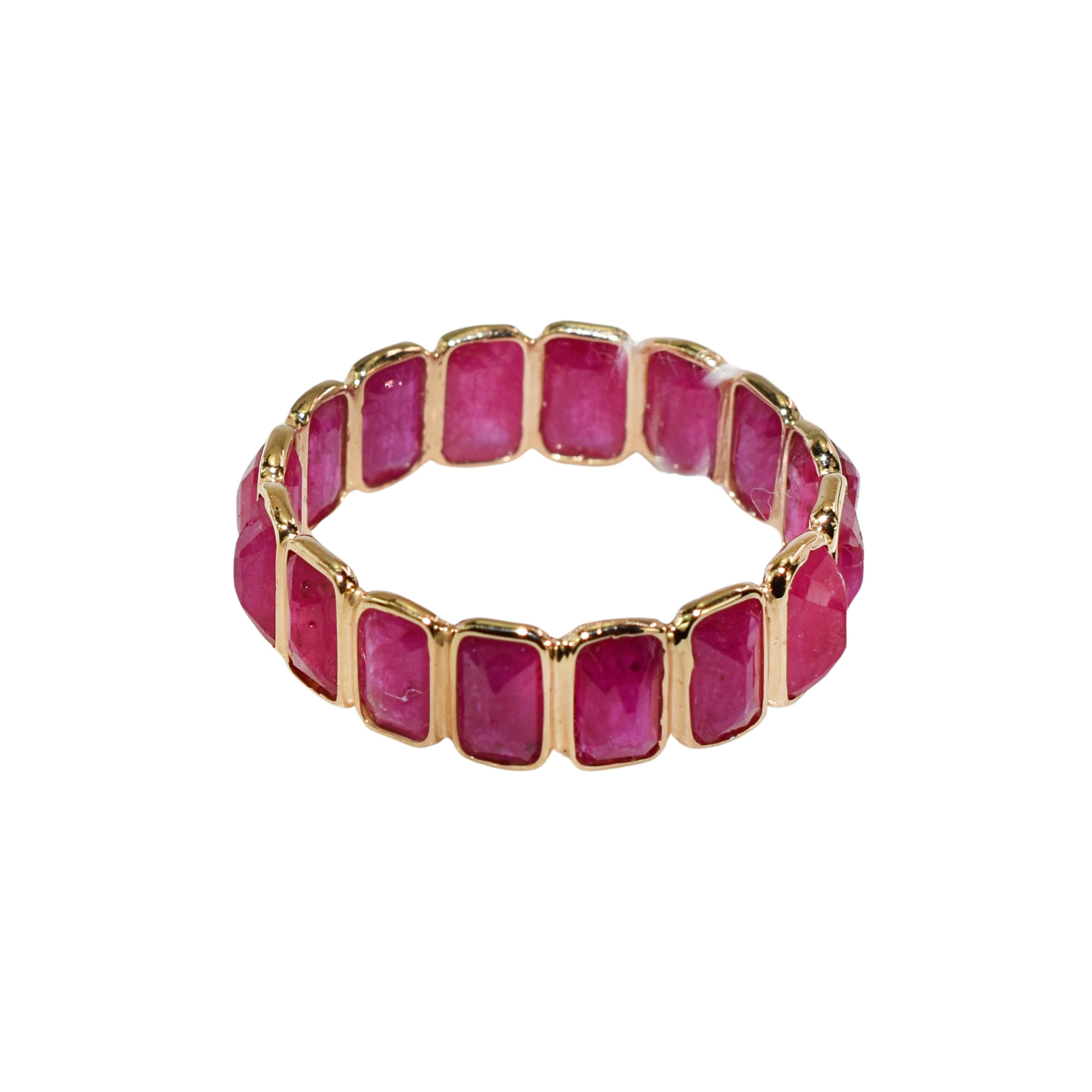 18k Ruby Rectangle Shaped Ring