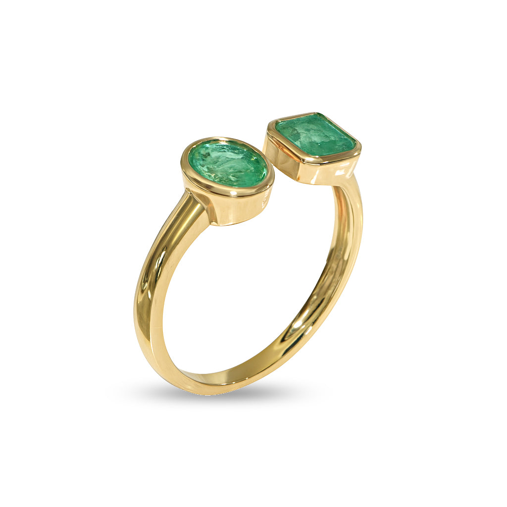 18k Emerald Open Ring