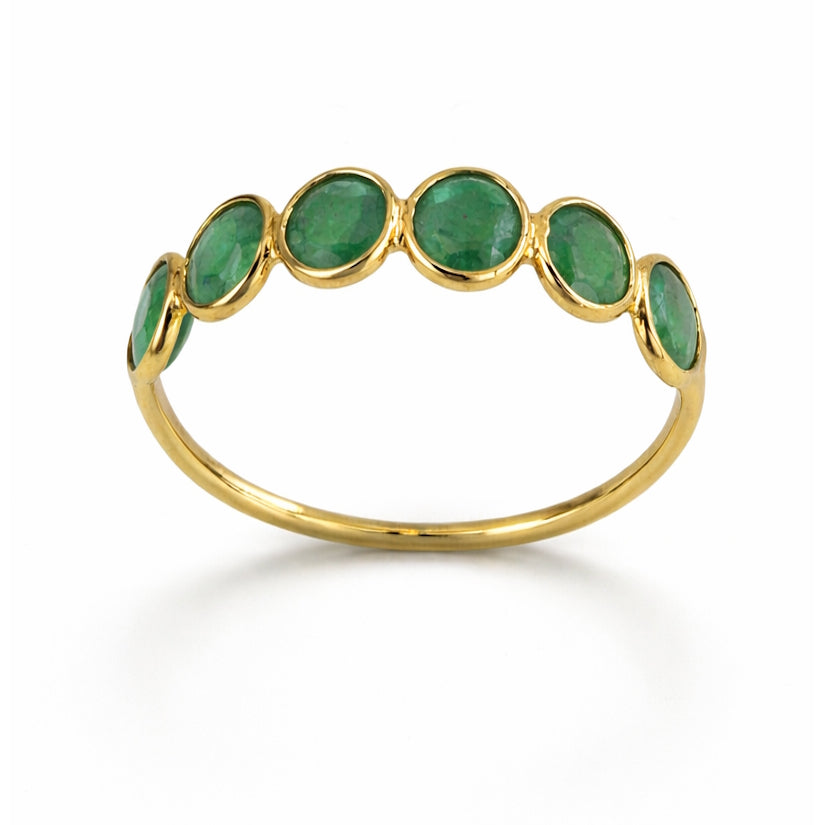 18k Emerald Round Bezel Half Eternity Ring