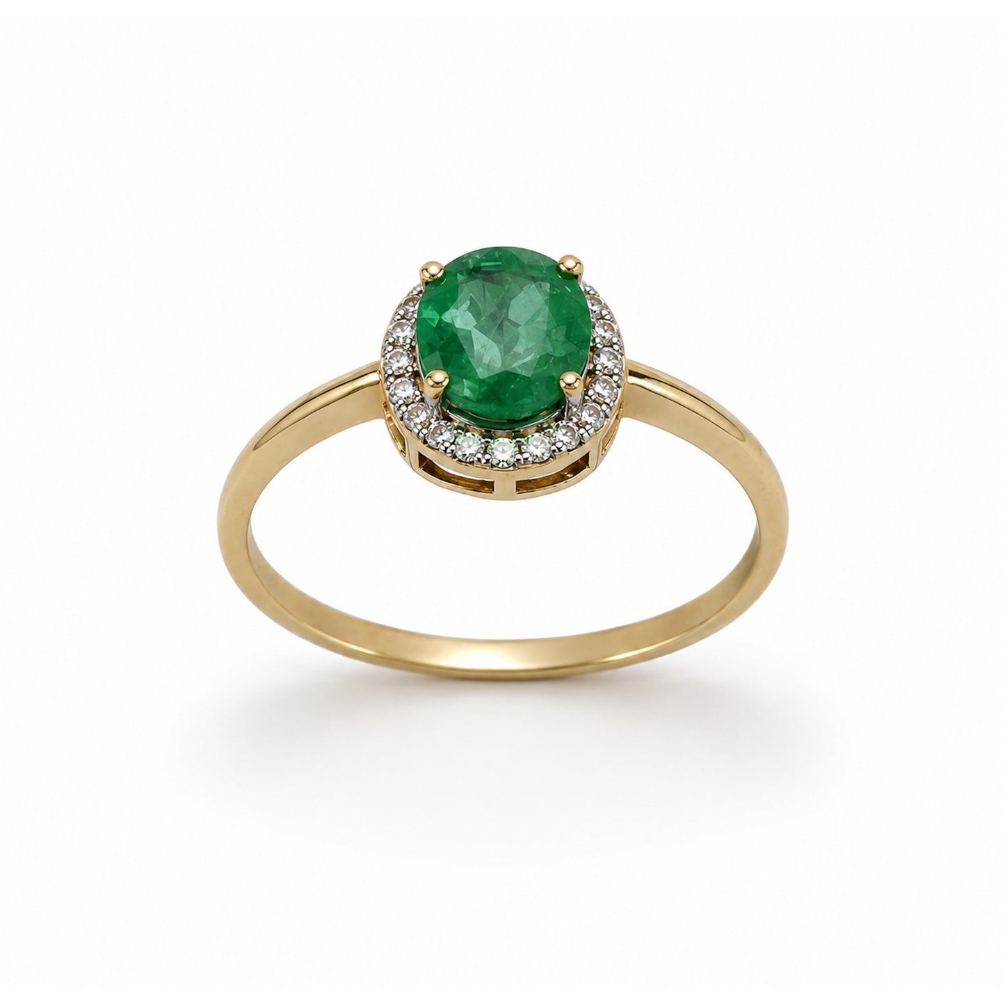 18k Emerald Oval Shape Diamond Set