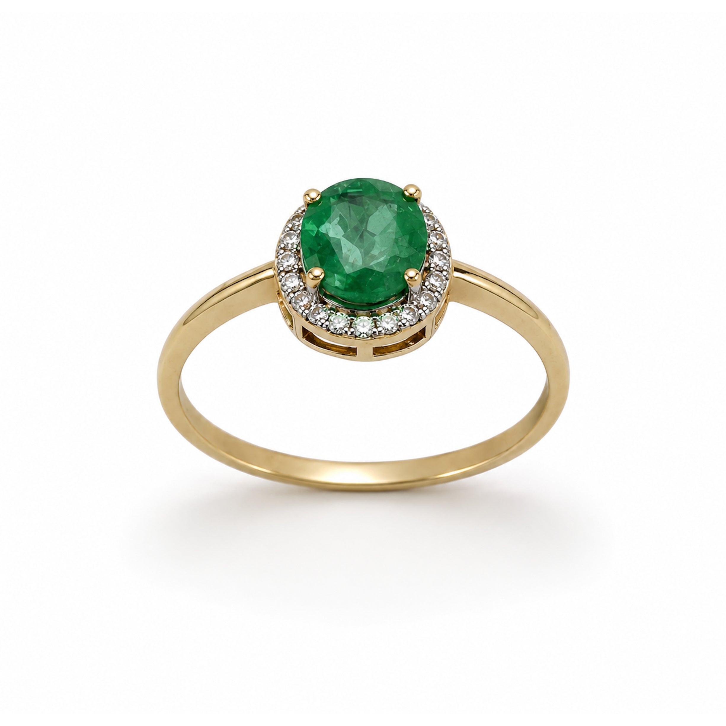 18k Emerald Oval Shape Diamond Set