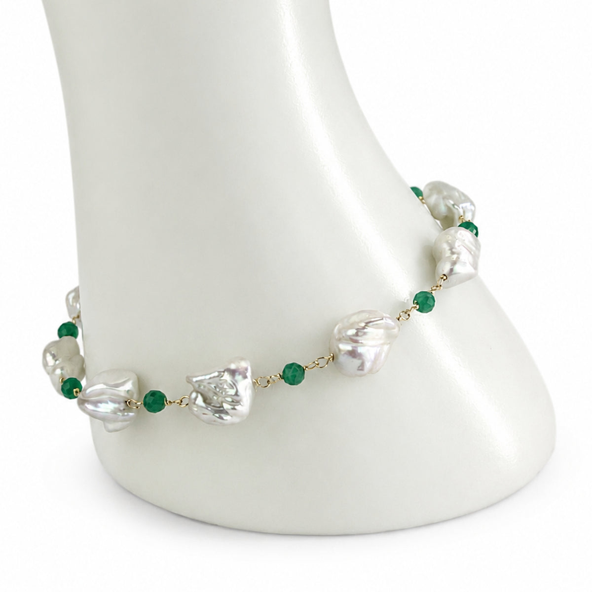 14k White Keshi Nugget Dyed Emerald 1x1 Link Bracelet