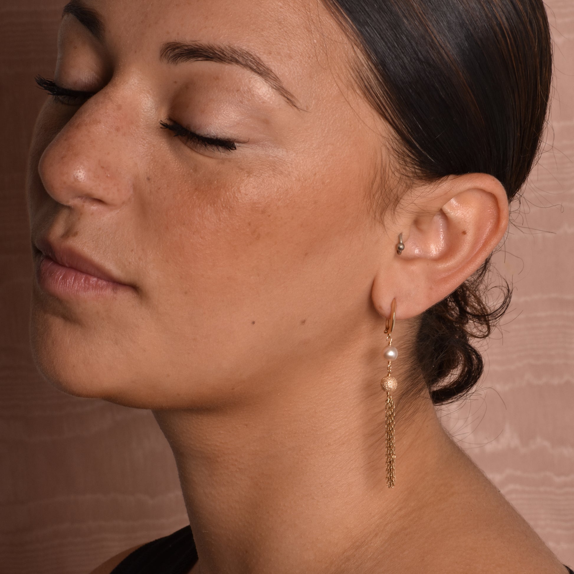 14k Pink or White Freshwater Pearl Gold Fringe Huggie Hoop Dangle Earrings Pink