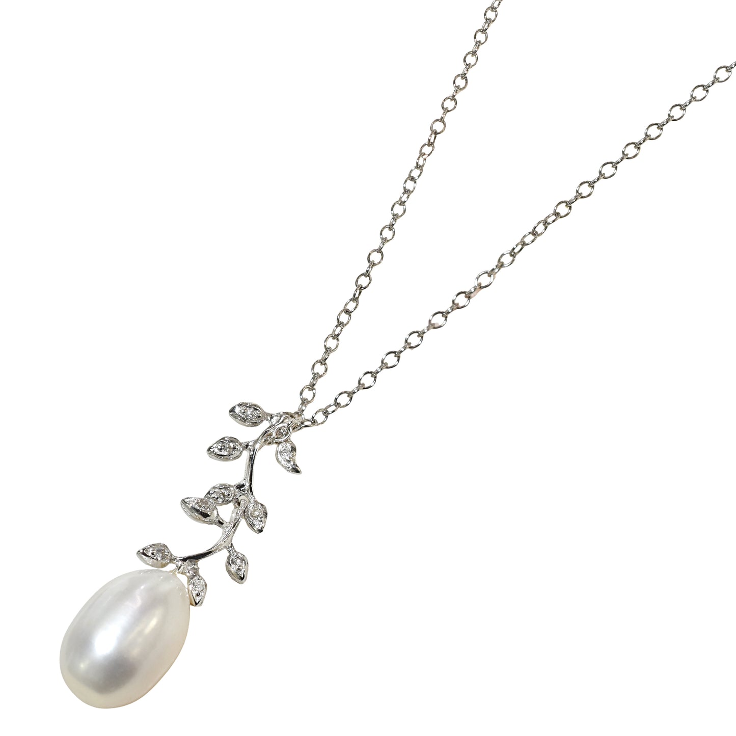 18k White Gold White Pearl Diamond Pendant Necklace
