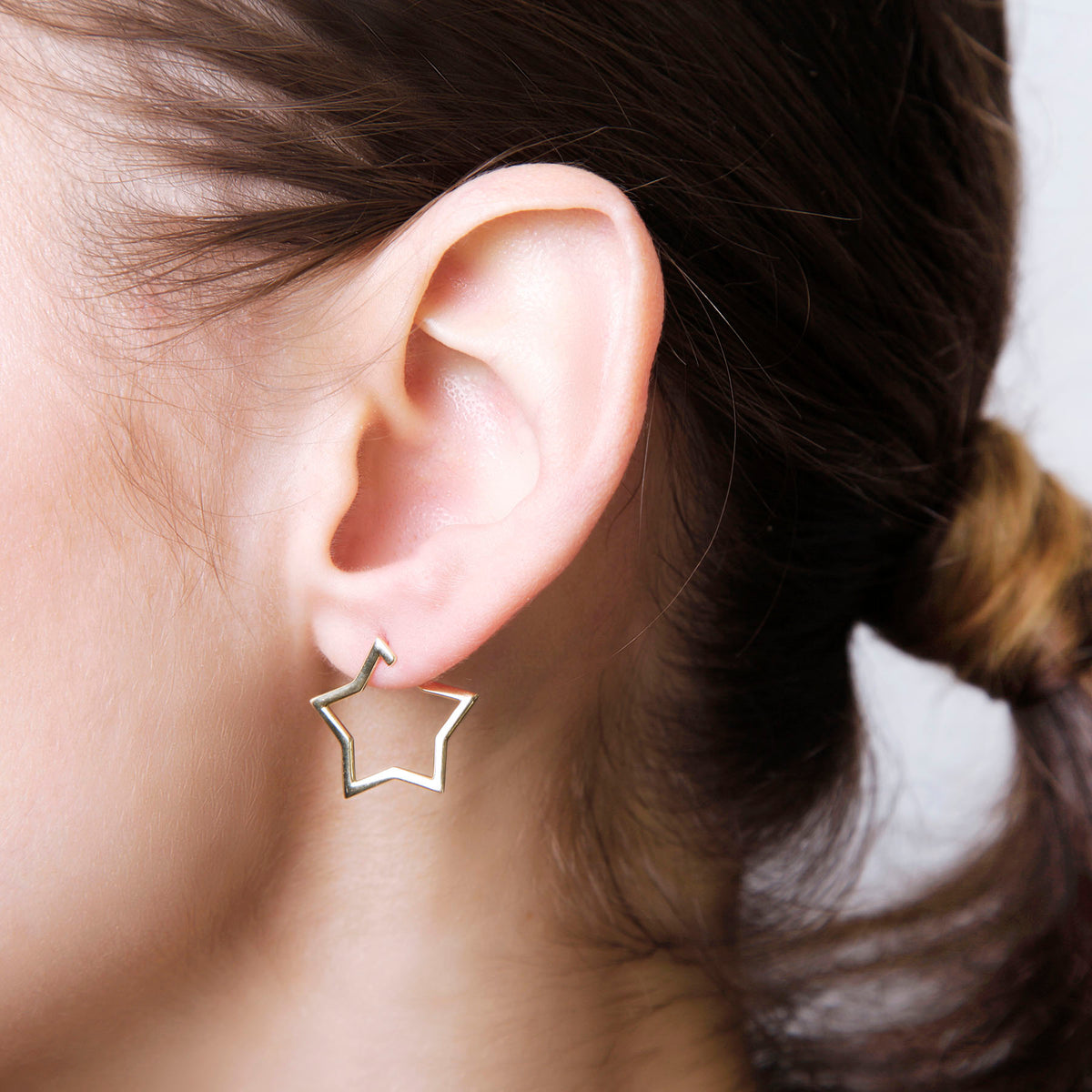 Séchic 14k Yellow Gold Open Star Post Earrings