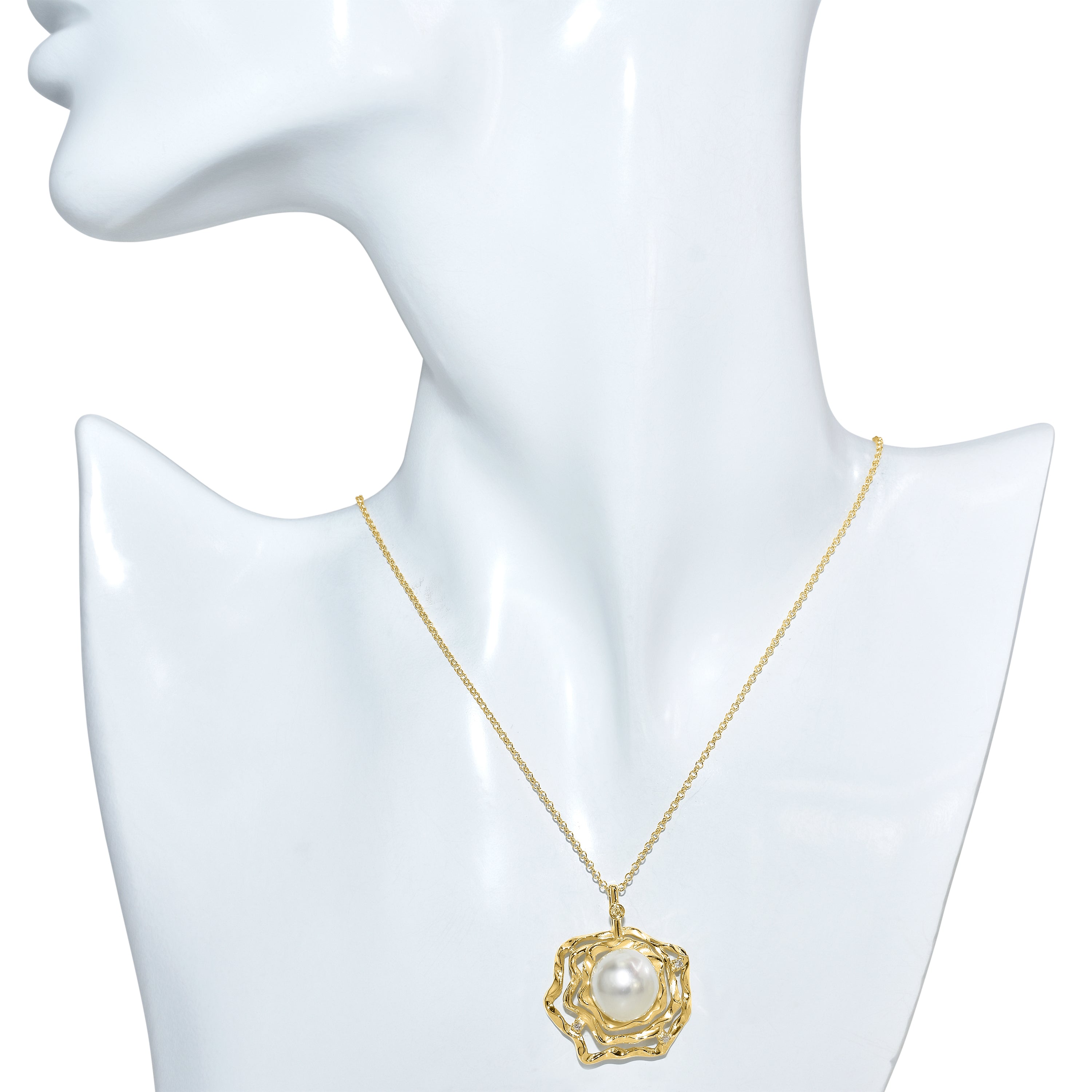 14k South Sea Pearl Diamond Pendant Necklace